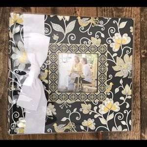 Vera Bradley Deluxe Photo Album